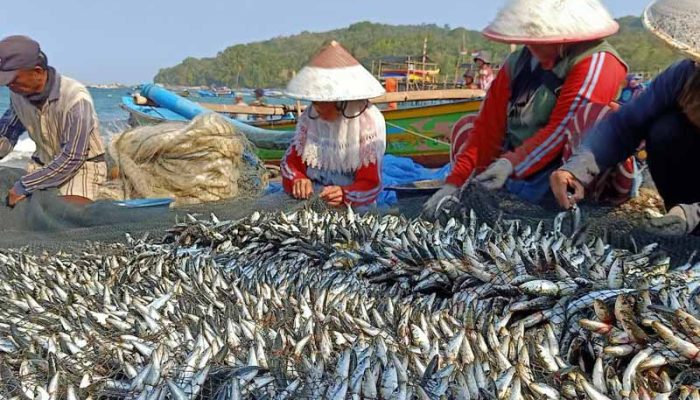 Jumlah Produksi Perikanan Berdasarkan Kabupaten/Kota di Jawa Barat 2024